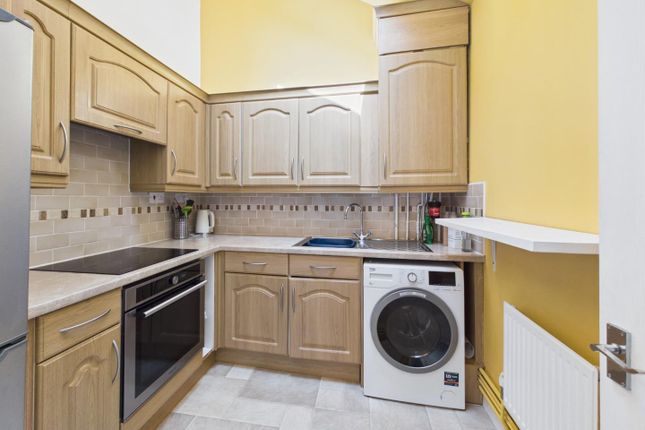 2A, Verrier Road, Bristol photo 3