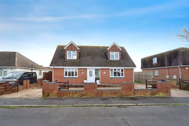 Thumbnail Bungalow for sale in Marshall Road, Hayling Island, Hampshire
