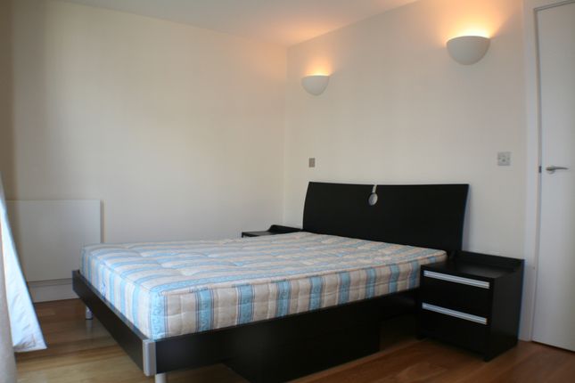 Flat for sale in St Williams Court, Gifford Street, Islington