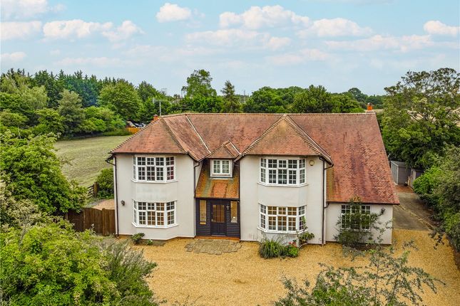 Thumbnail Country house for sale in Ellenbrook Lane, Hatfield, Hertfordshire