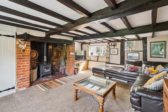 Tudor Cottage, School End, Milton Keynes photo 2