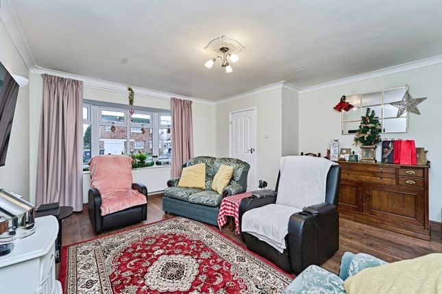 12, St. Peters Drive, Walsall photo 2