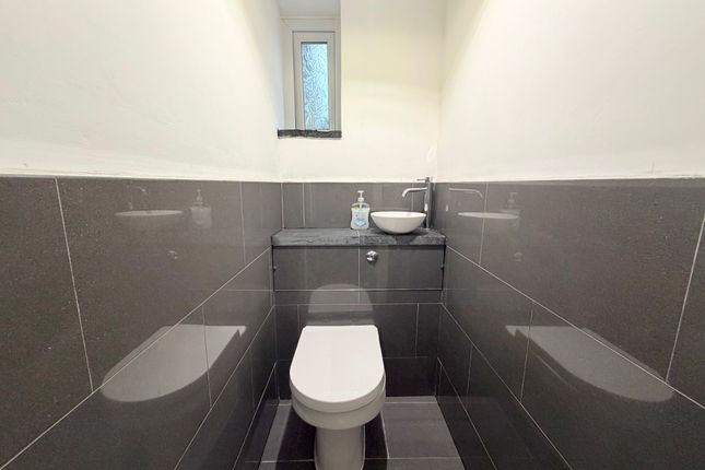 13 Finsbury Terrace, Swansea photo 5
