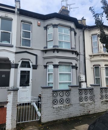 2-bed flat on Flat 2 43, Chaplin Road, London, £550,000