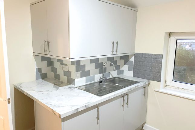39 Barkis Road, Great Yarmouth photo 2