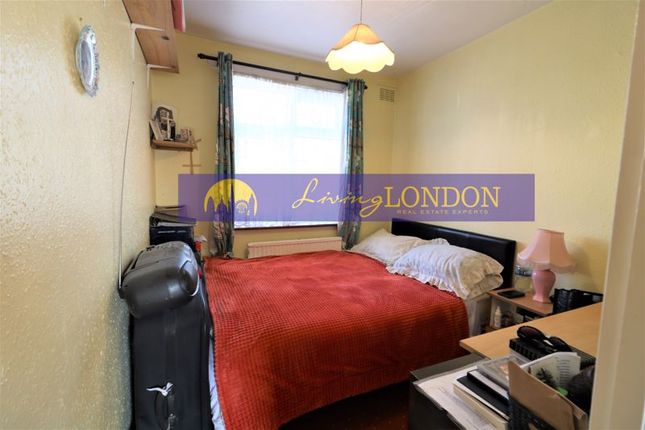 End terrace house for sale in Ulverston Road, London