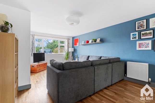 24, Cleeve Road, Cheltenham photo 3