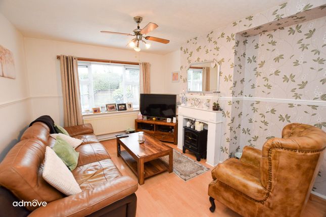 8 Hopefield Road, Lymm photo 3