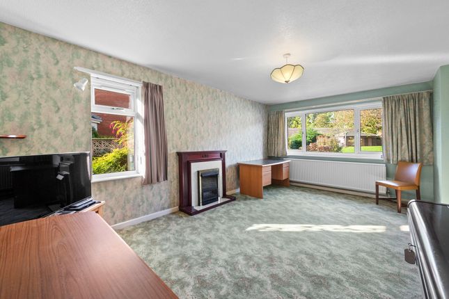 22 Carpenter Grove, Warrington photo 3