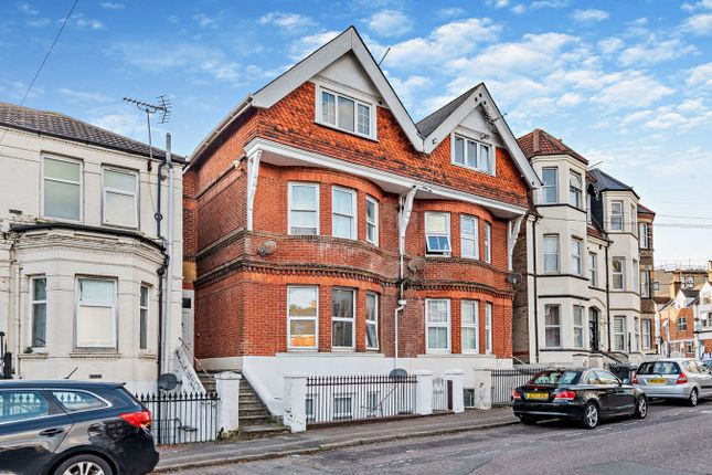 Flat for sale in 43 St Swithuns Road, Bournemouth