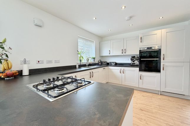 4, Comma Gardens, Leeds photo 2