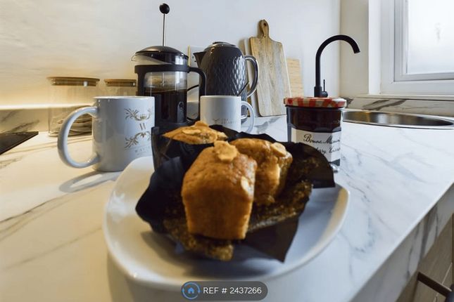 Kitchenette
