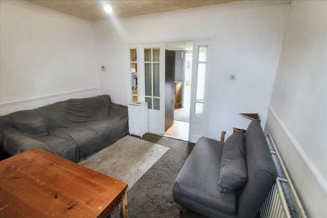 33, Plainspot Road, Nottingham photo 5