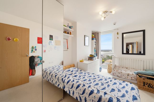 112 Argento Tower, Mapleton Road, Greater London photo 2