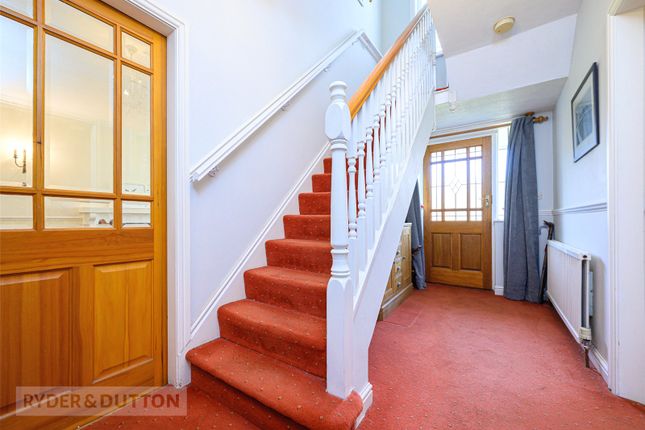 251, New Mill Road, Holmfirth photo 3