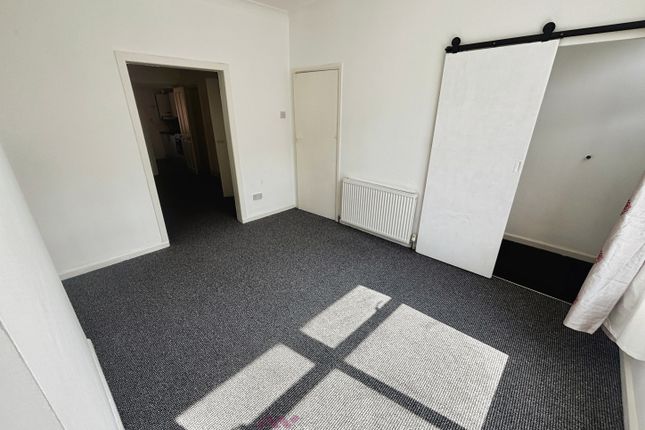 17, Beckett Road, Doncaster photo 4