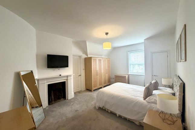Flat 4, 7, Hartfield Road, Eastbourne photo 5