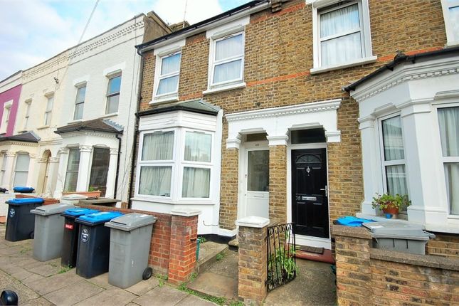 Felixstowe Road, LONDON photo 3