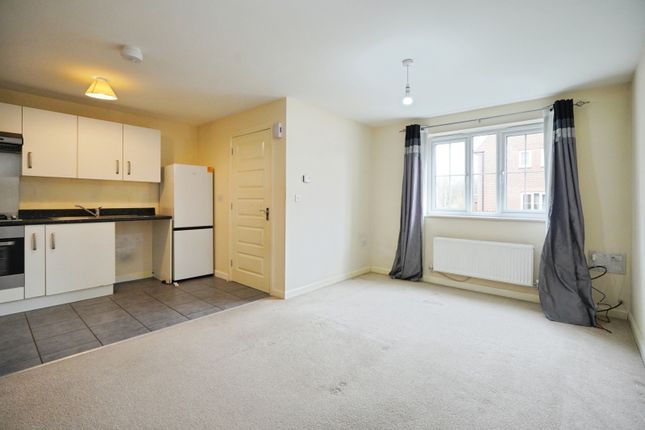 4, Glasgow Close, Swadlincote photo 4
