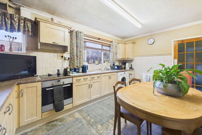 Sunnybank, Parkhill, Lydney photo 3