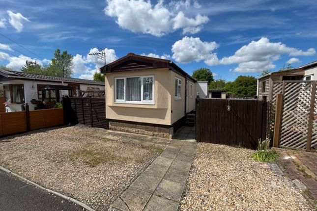 Thumbnail Mobile/park home for sale in Kingsway Park, Tower Lane, Warmley, Bristol