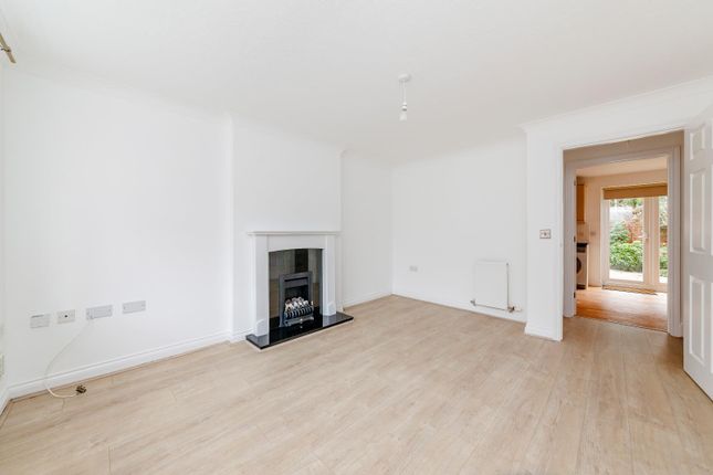 8413984-Interior13-800.Jpg