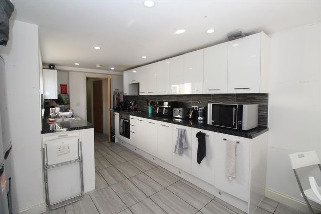 11, Hirwain Street, Cardiff photo 3