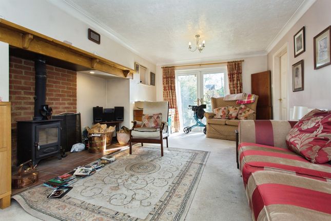 15, Plumian Way, Cambridge photo 4