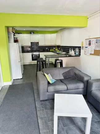 Room to rent in Enderley Street, Newcastle, Staffordshire