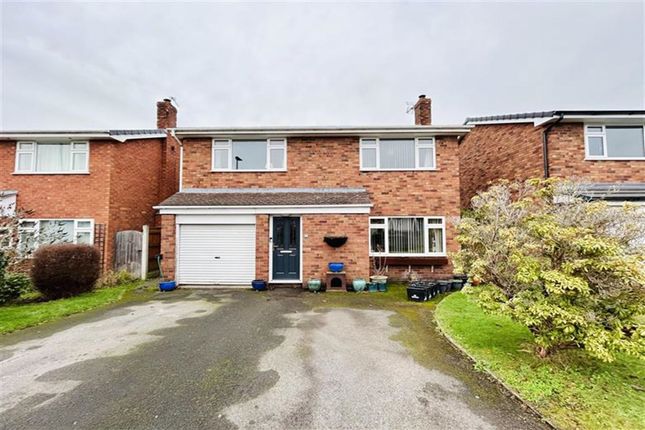 4-bed house on 28 Wychwood Avenue, Lymm, £560,000