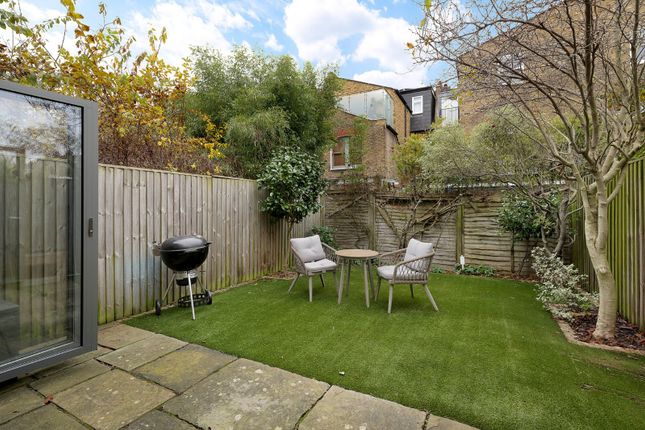 Terraced house for sale in Tantallon Road, London