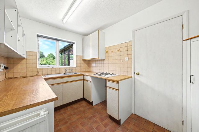 3, Briardene Close, Chesterfield photo 4