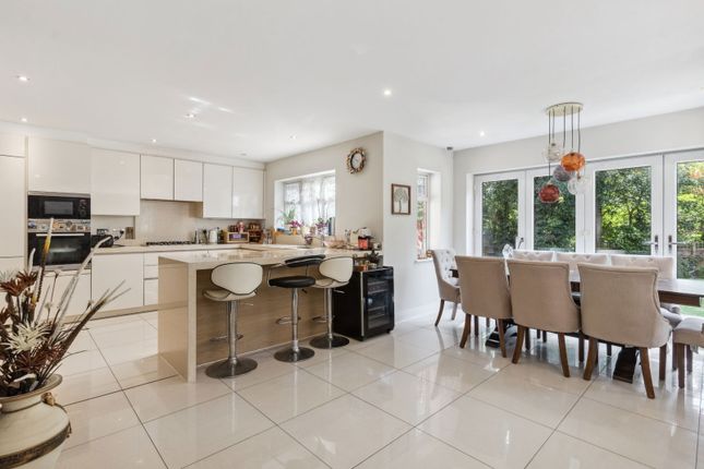1, Wood End, Rickmansworth photo 3
