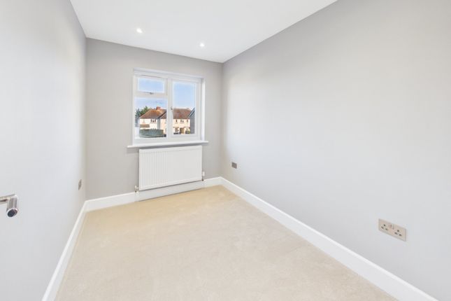 Tockley Road, Slough photo 4