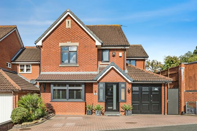 Thumbnail Detached house for sale in Elmfield View, Dudley