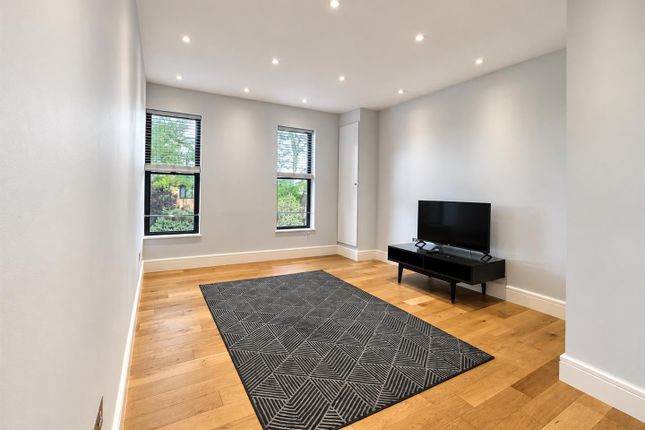Apartment 10, Sefton Lodge, Clewer Hill Road, Windsor photo 4