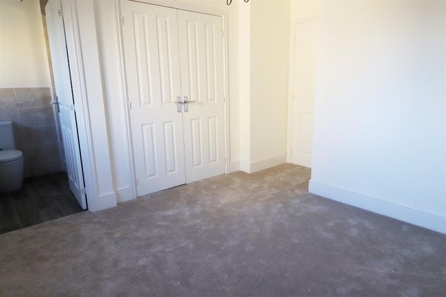 Flat to rent in Brunel Drive, Bishops Cleeve