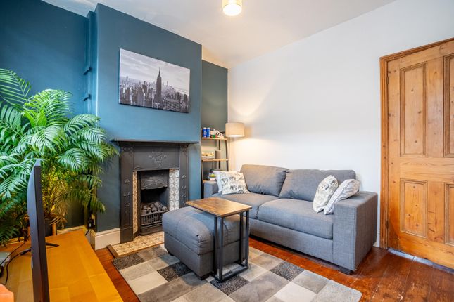 37A, Alma Terrace, York photo 2