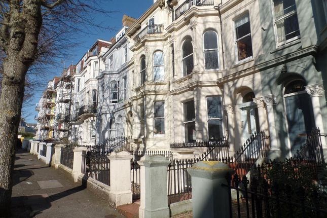 Thumbnail Flat to rent in Upper Rock Gardens, Brighton