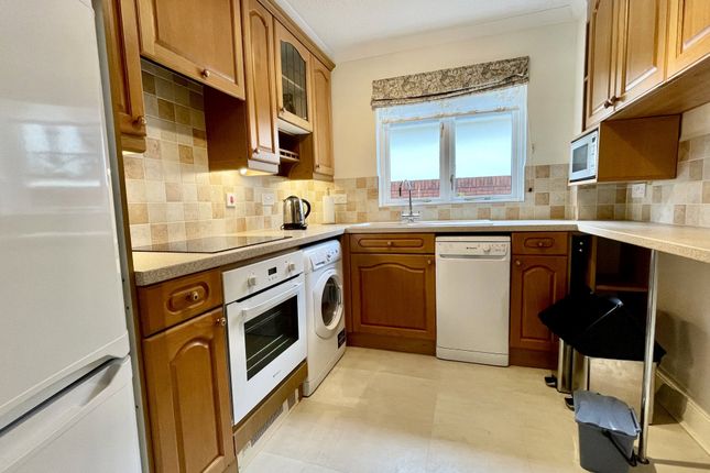 Flat to rent in The Laurels, Sidmouth, Devon