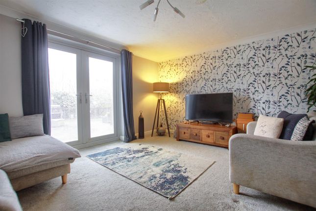 12, Broomlee Close, Stockton-On-Tees photo 2