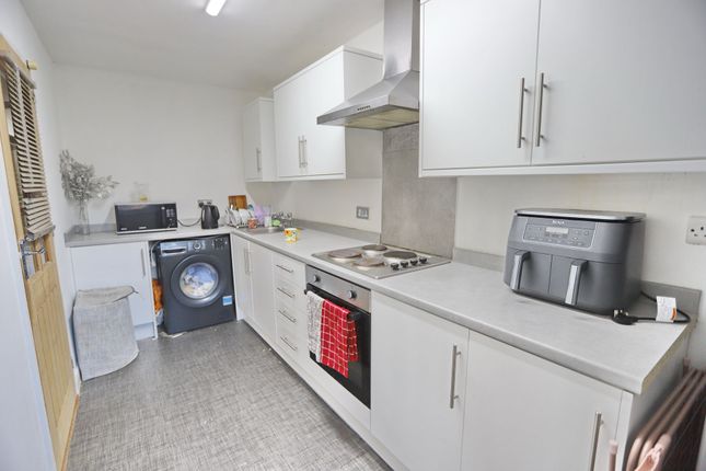 10 Blackfields Bury New Road, Salford photo 5