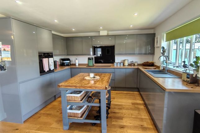 22, Green Meadows, Camelford photo 3
