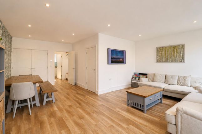 8, Ballast Road, Erith photo 3