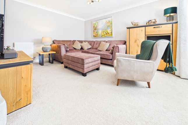 1, Lime Way, Chepstow photo 4