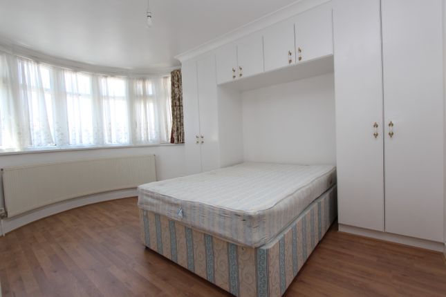 138b, Kings Road, Harrow photo 3