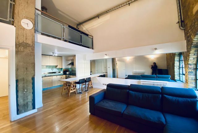 Flat 41 Canada Wharf, 255, Rotherhithe Street, London photo 4