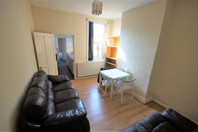 Thumbnail End terrace house to rent in Oxford Street, Coventry