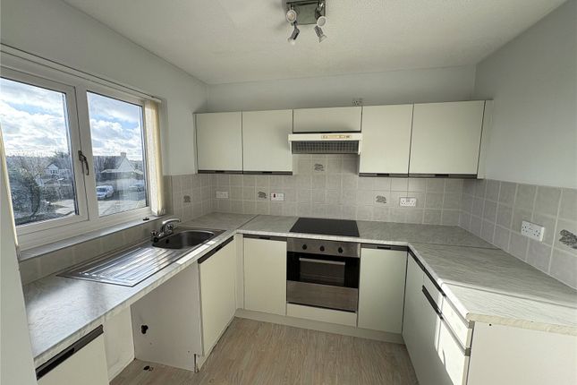 8 Oak Tree Court,, Oakfield Drive, Pembrokeshire photo 2