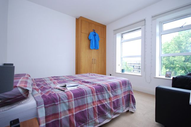 Thumbnail Flat to rent in Central Hill, Crystal Palace